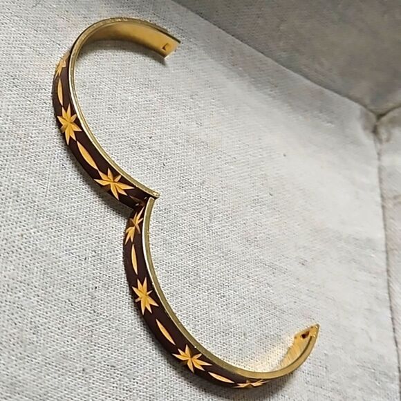 Vintage Gold Plated Diamond Cut Jerusalem Star Bangle Bracelet - Picture 5 of 10